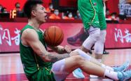 半岛体育官网-中国女排技术犯规送分，马龙主帅怒摔战术板！